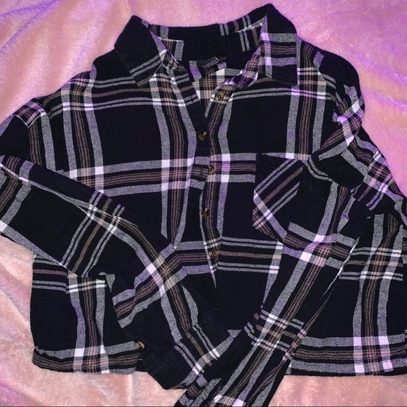 Crop Flannel - Picture 1 of 2